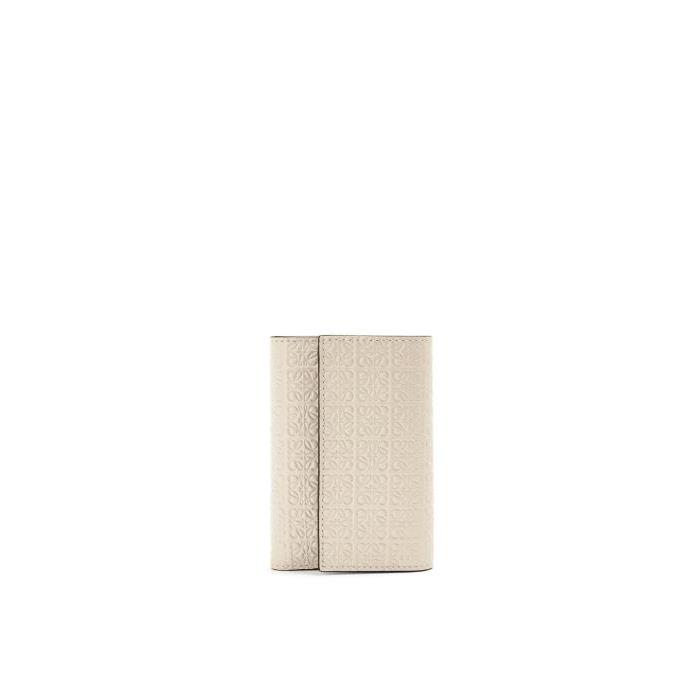 로에베 여성 반지갑 Repeat small vertical wallet in embossed silk calfskin Light Oat C499S97X07-2461이끌라로에베