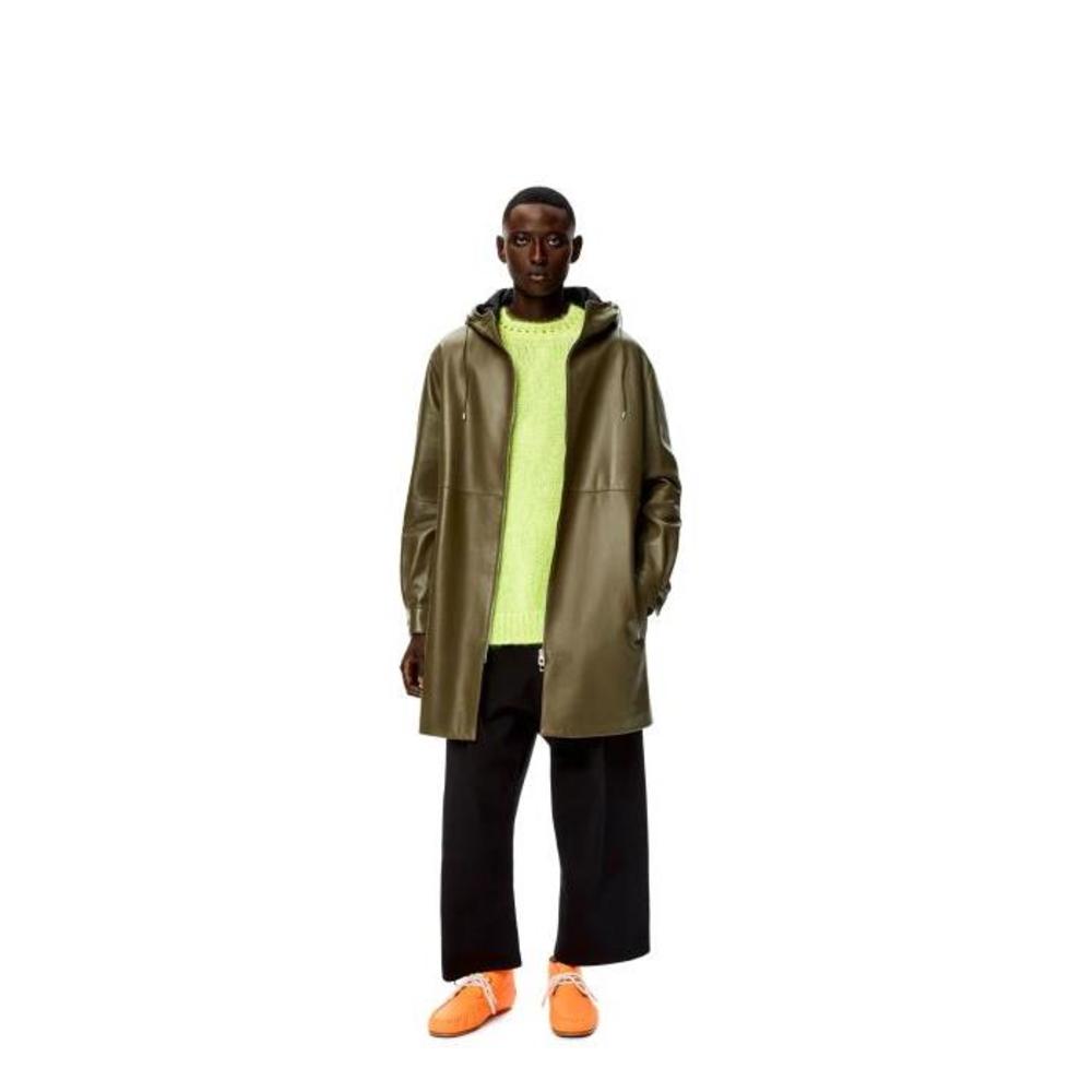 로에베 남성 코트 Hooded coat in nappa Khaki Green H526Y18L38이끌라로에베