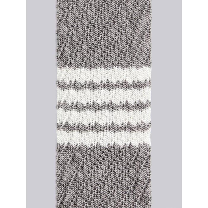 톰브라운 남성 타이 보타이 Light Grey Silk Knit 4 Bar Tie MNL035K-Y4003-055이끌라톰브라운