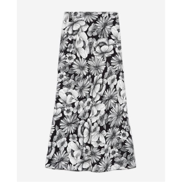 더쿠플스 여성 스커트 Long floral silk skirt FJUP25041KBLA09이끌라더쿠플스