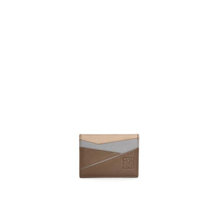 로에베 남성 카드지갑 Puzzle plain cardholder in classic calfskin Asphalt Grey/Winter Brown C510V33X04-6076이끌라로에베