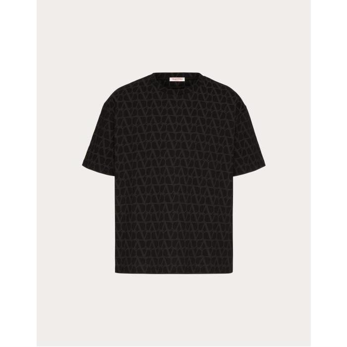 발렌티노 남성 티셔츠 맨투맨 Cotton T shirt With Toile Iconographe Print for Man in Black | Valentino GB VMG14Y9KC_MXM이끌라발렌티노