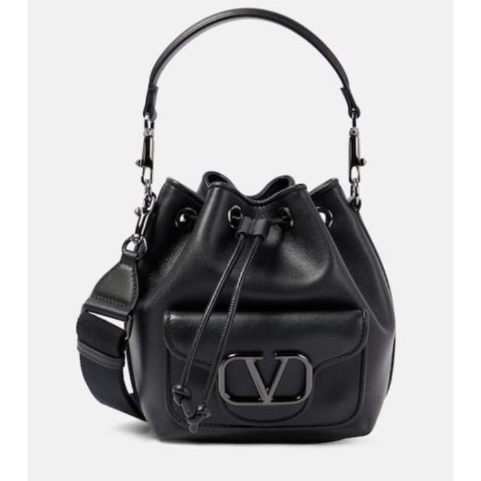 발렌티노 여성 토트백 탑핸들백 Loc|*242*| Small leather bucket bag P00899574이끌라발렌티노