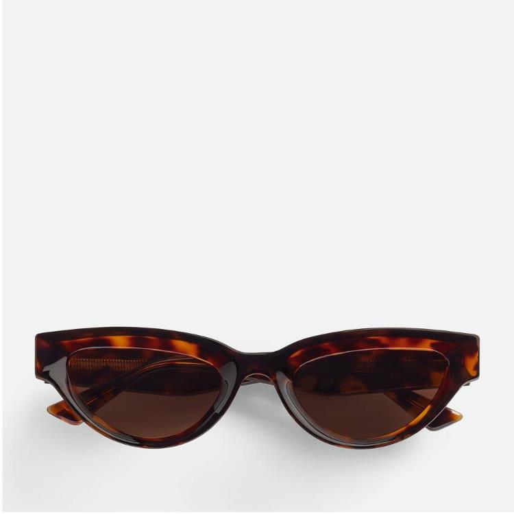 보테가베네타 여성 선글라스 Sharp Cat Eye Sunglasses 769320VBL801508이끌라보테가베네타
